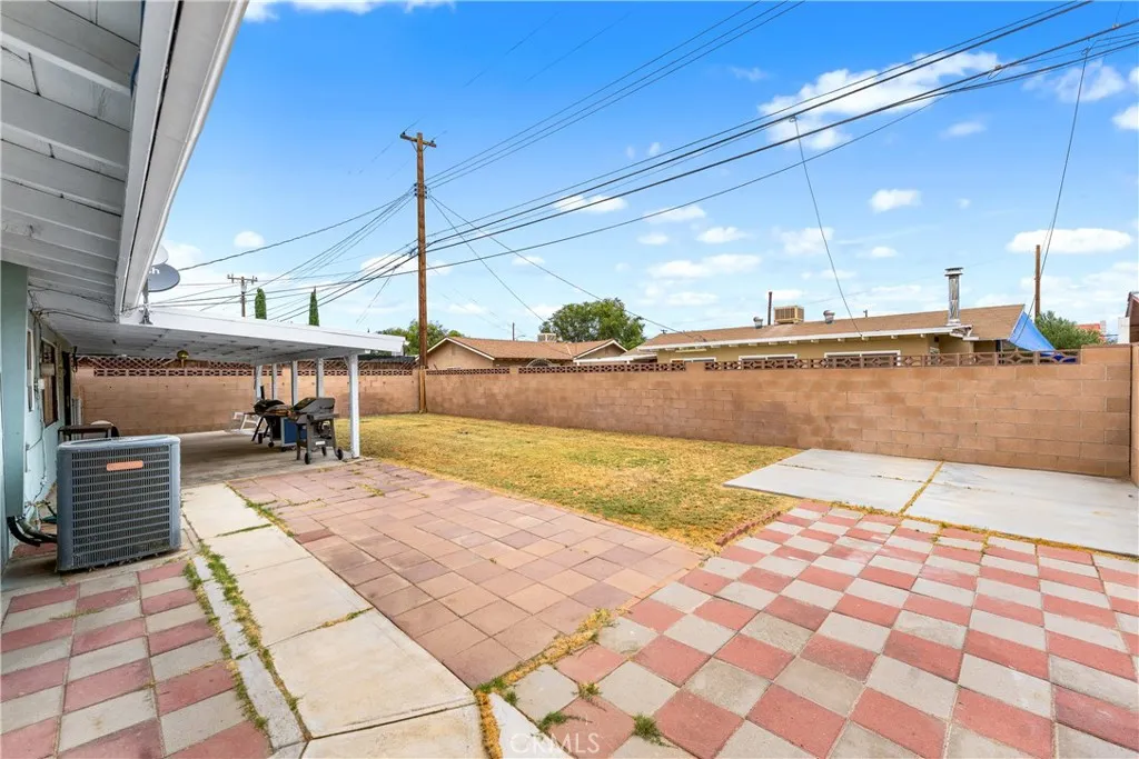 main property photo 37
