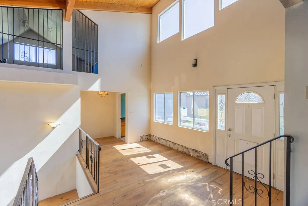 main property photo 12