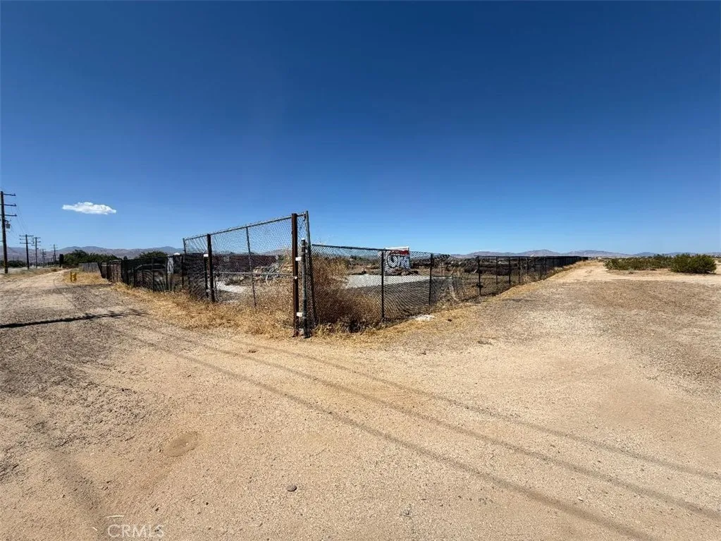 main property photo 10