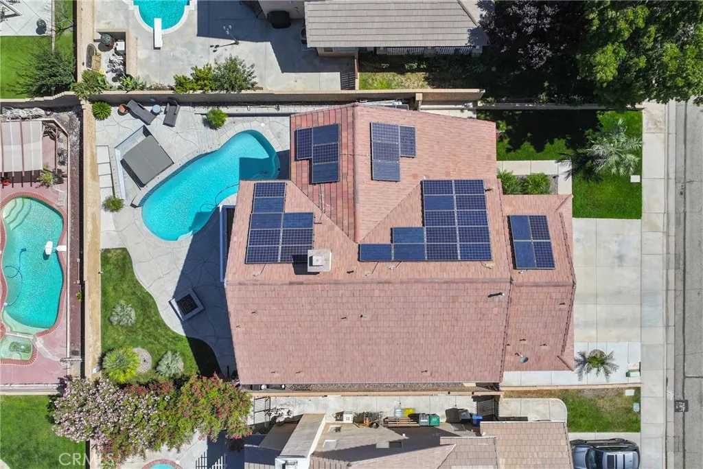main property photo 54