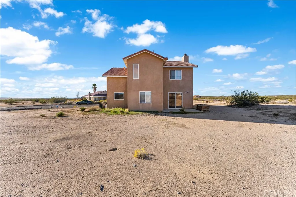 main property photo 21