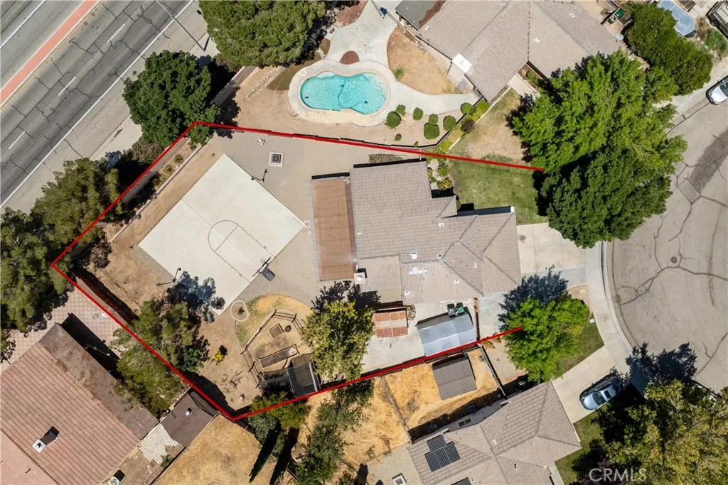 main property photo 21