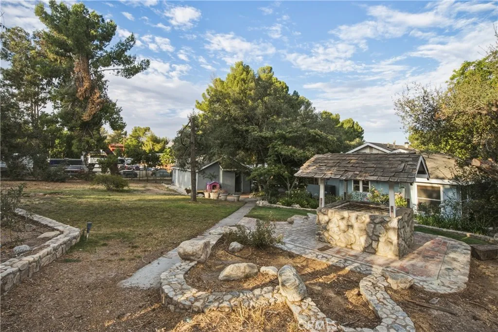 main property photo 30