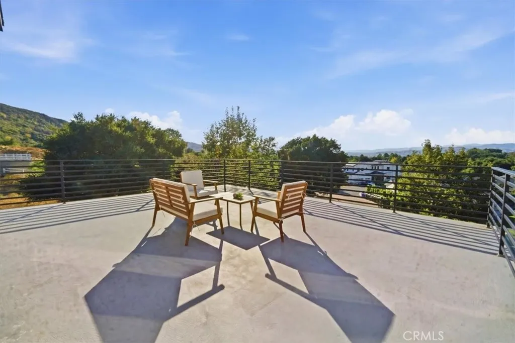 main property photo 60