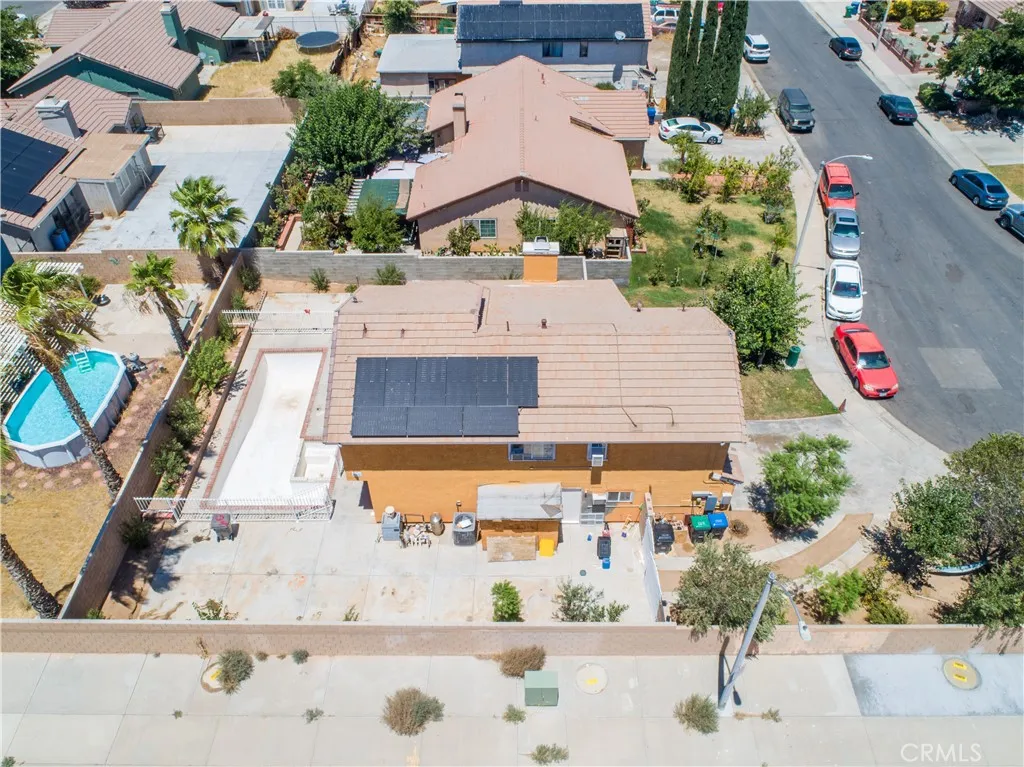 main property photo 24