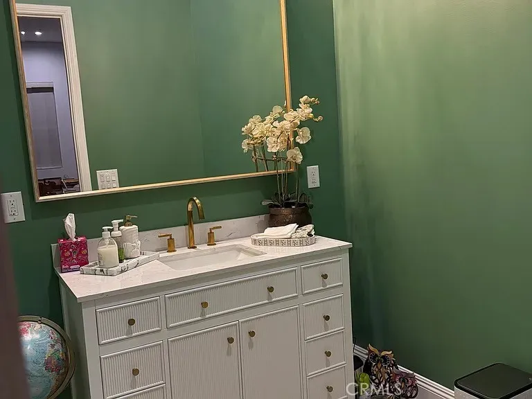 main property photo 70