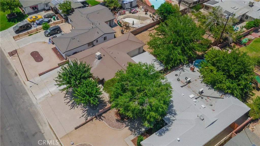 main property photo 39