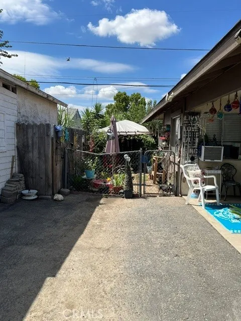 main property photo 16