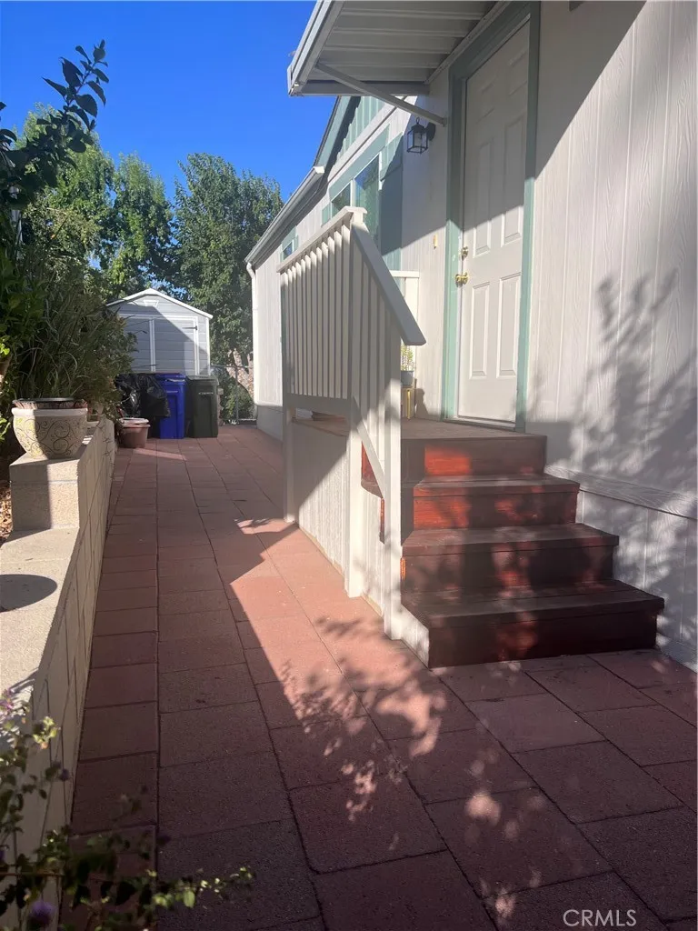 main property photo 25