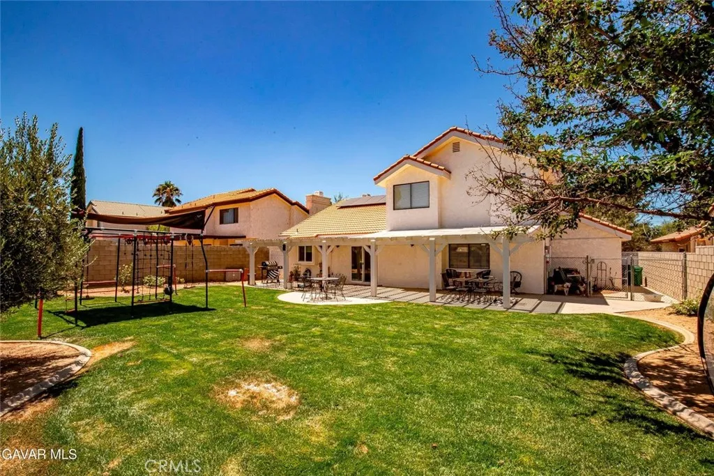 main property photo 31