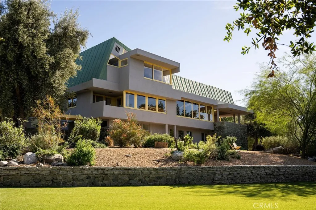 main property photo 59