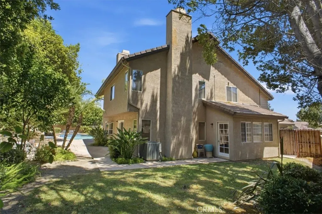 main property photo 20
