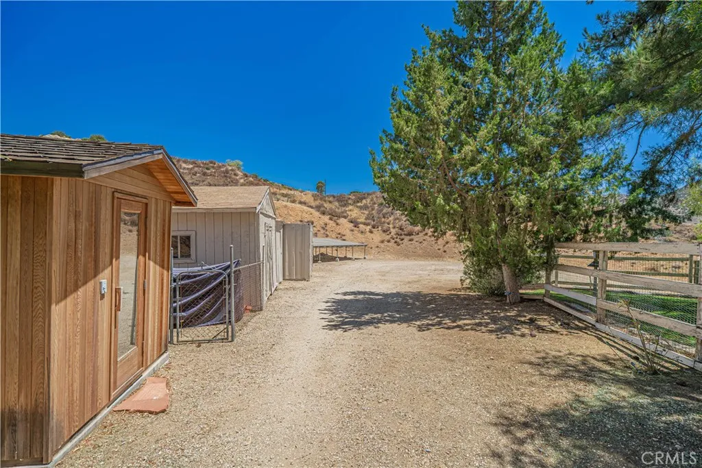 main property photo 60