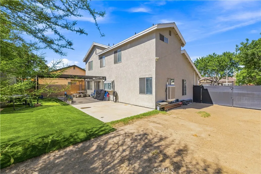 main property photo 26