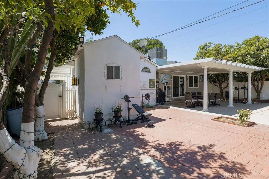 main property photo 15