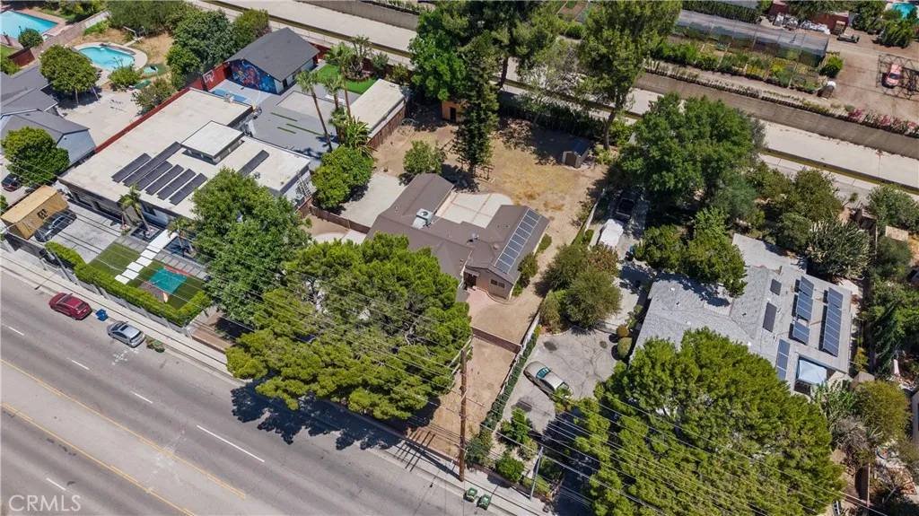 main property photo 46