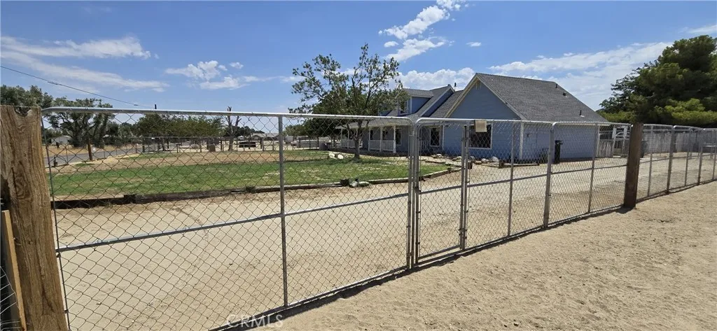 main property photo 20