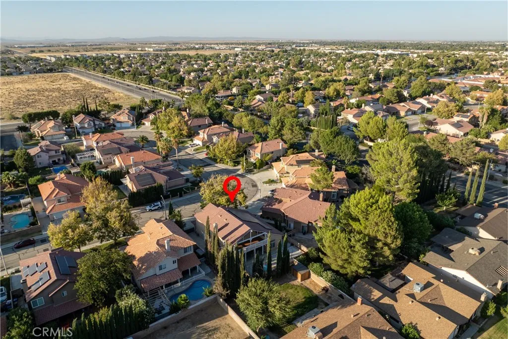 main property photo 41