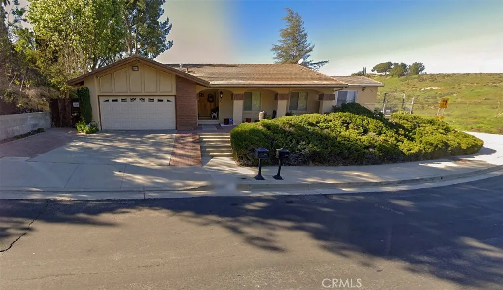 main property photo 0