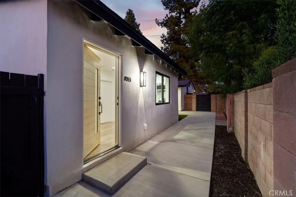 main property photo 0