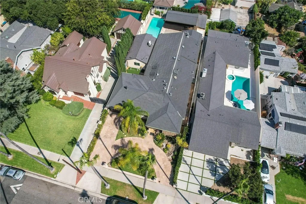 main property photo 68