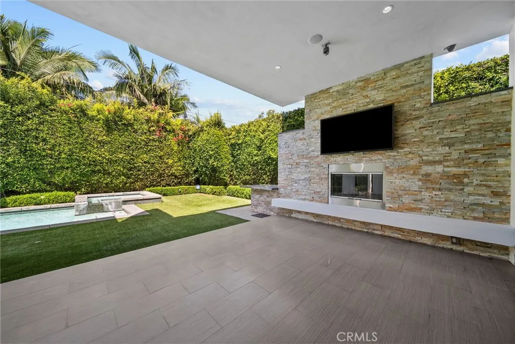 main property photo 60