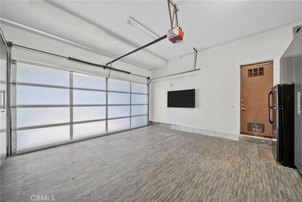 main property photo 67