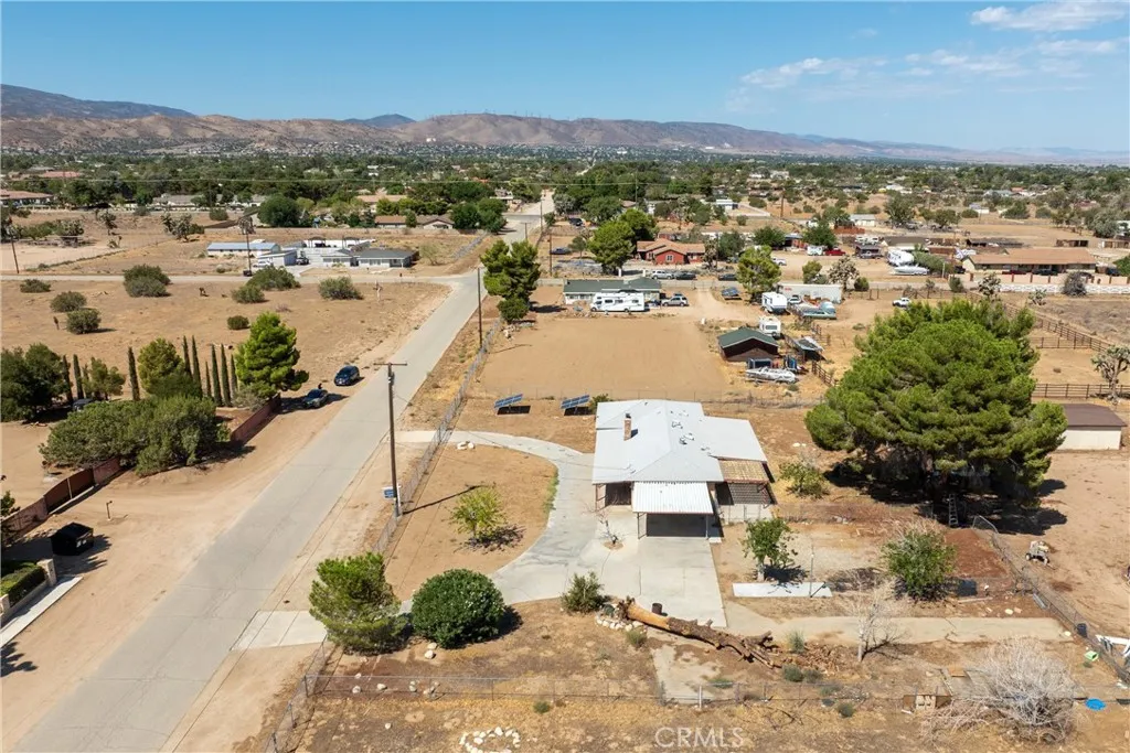 main property photo 17