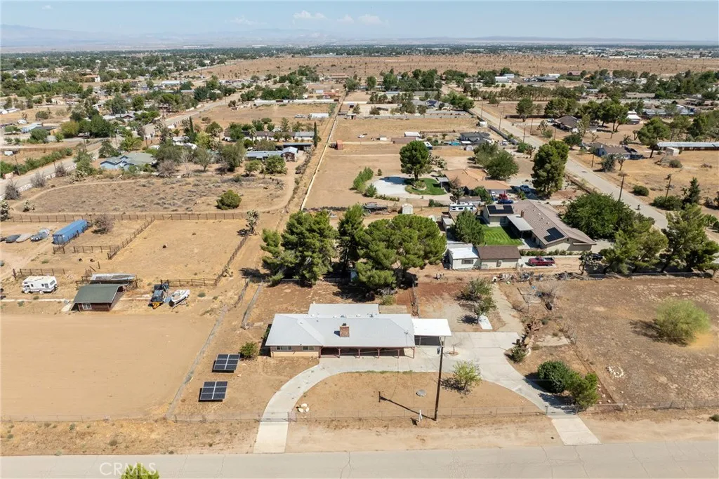 main property photo 20