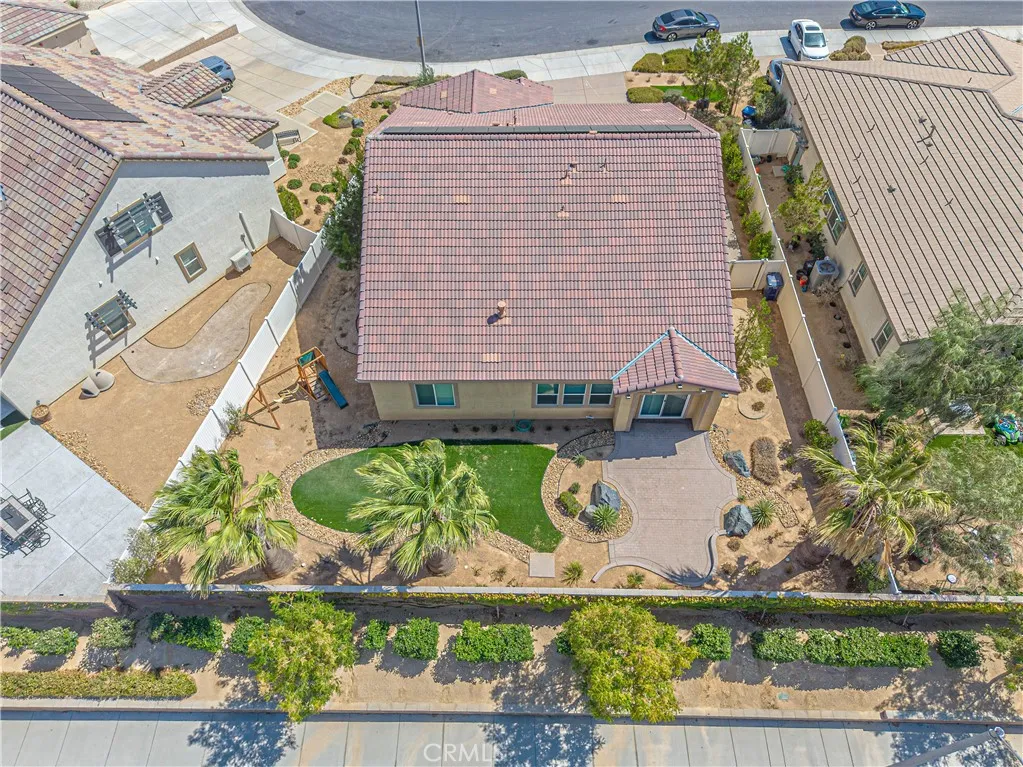 main property photo 36