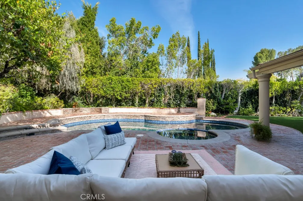 main property photo 48