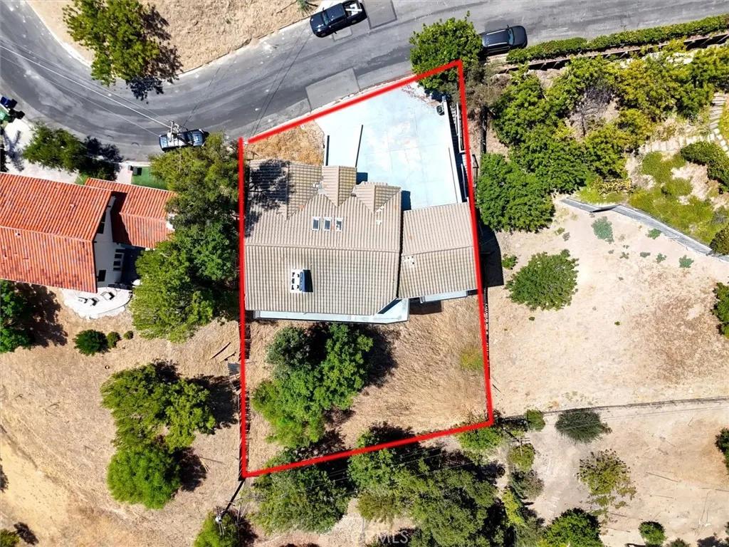 main property photo 64