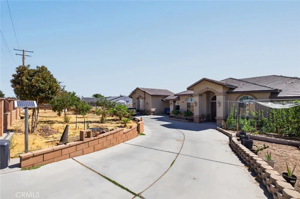 main property photo 26