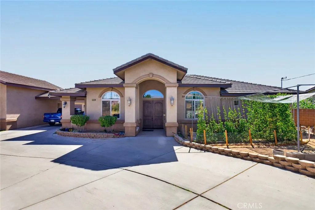 main property photo 27