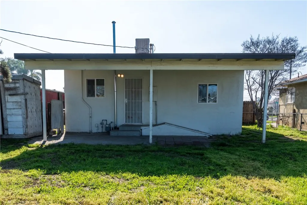 main property photo 20