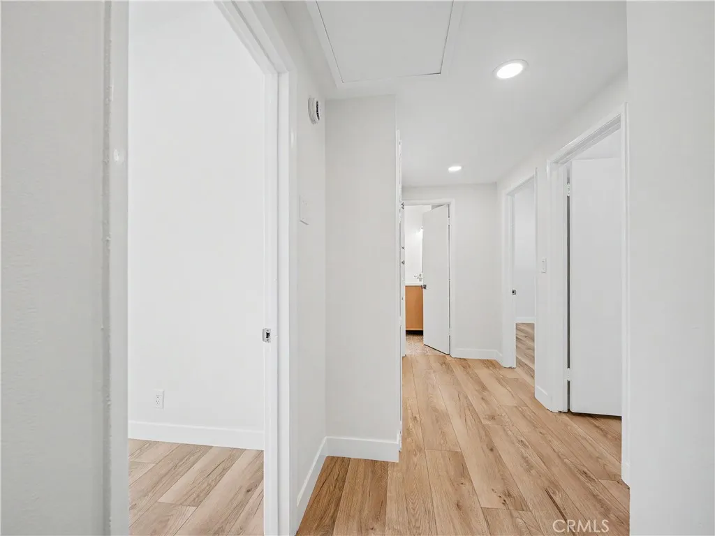 property viewer photo 31