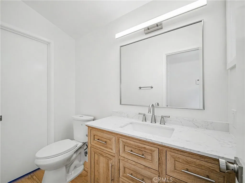 property viewer photo 45