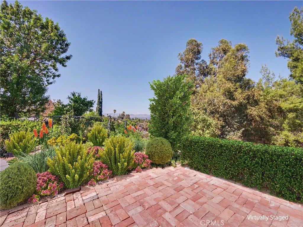 property viewer photo 52