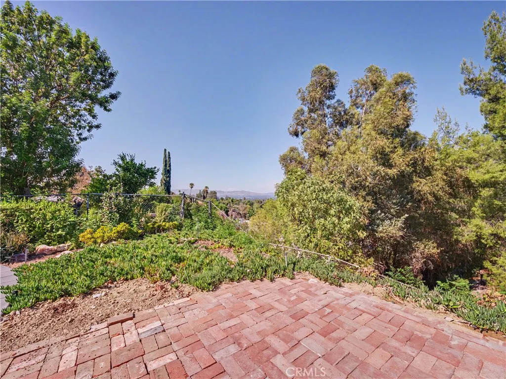property viewer photo 53