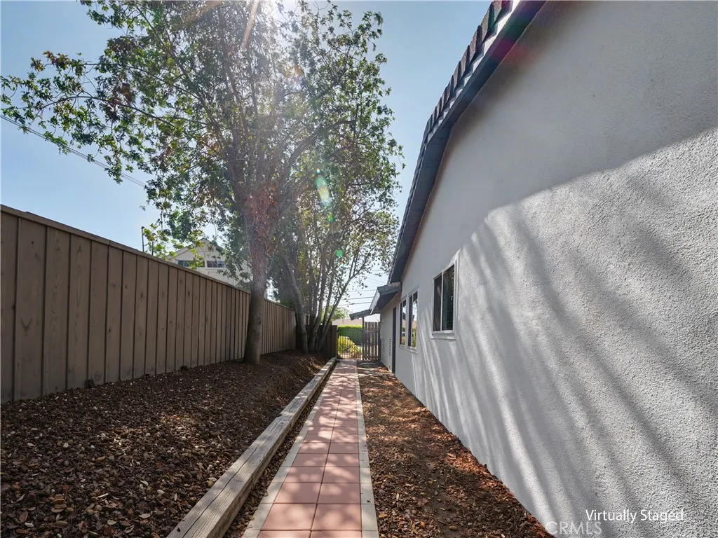 property viewer photo 58