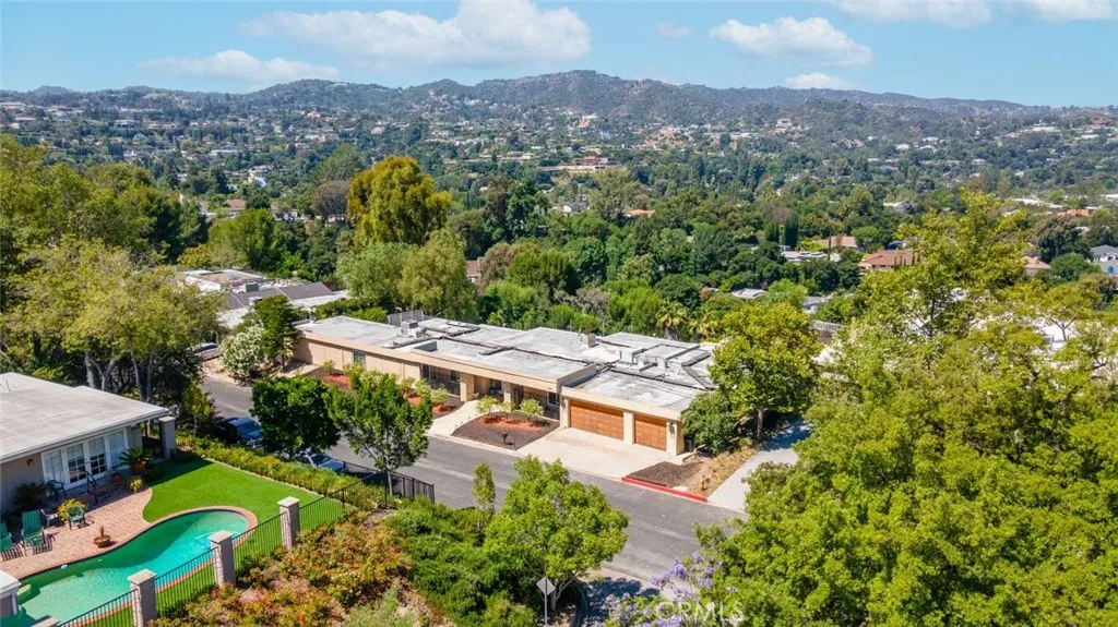 main property photo 62