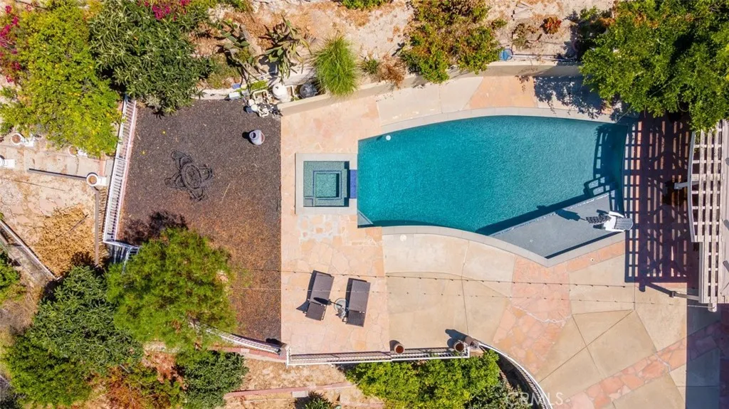 main property photo 67