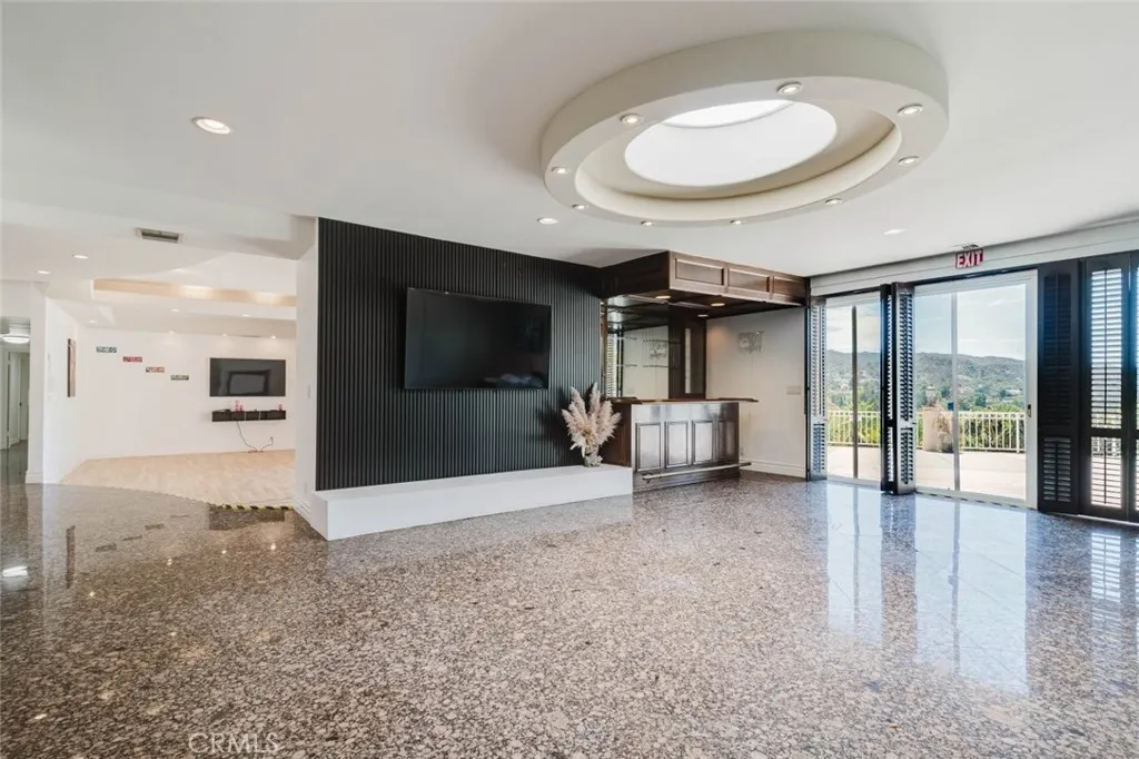 main property photo 70
