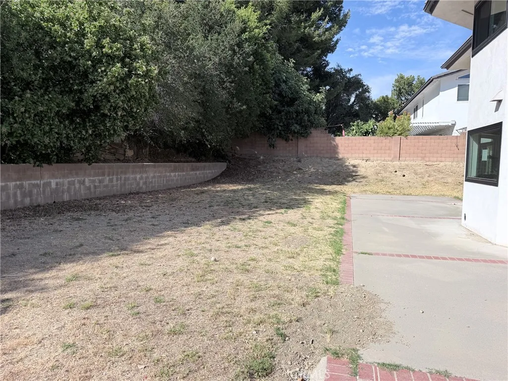 main property photo 10