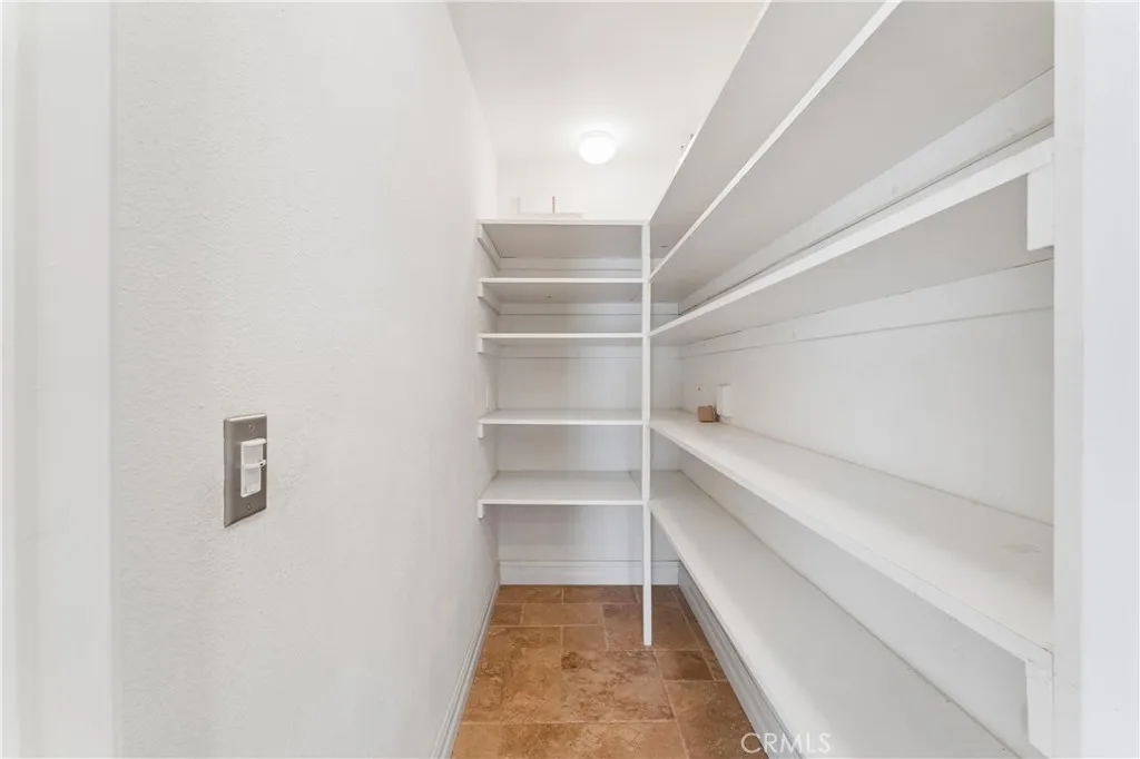property viewer photo 11