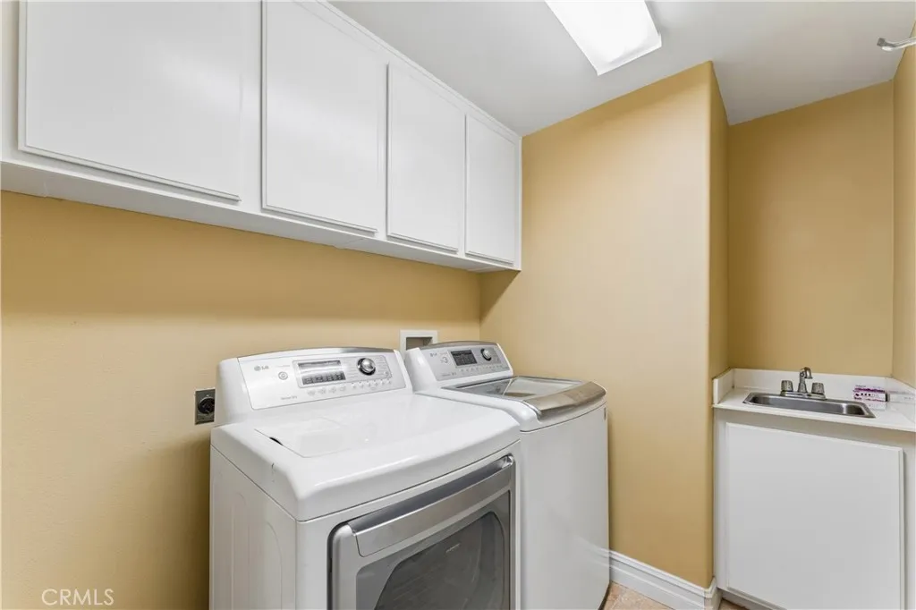 property viewer photo 16
