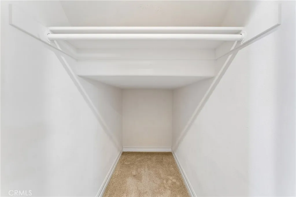 property viewer photo 17