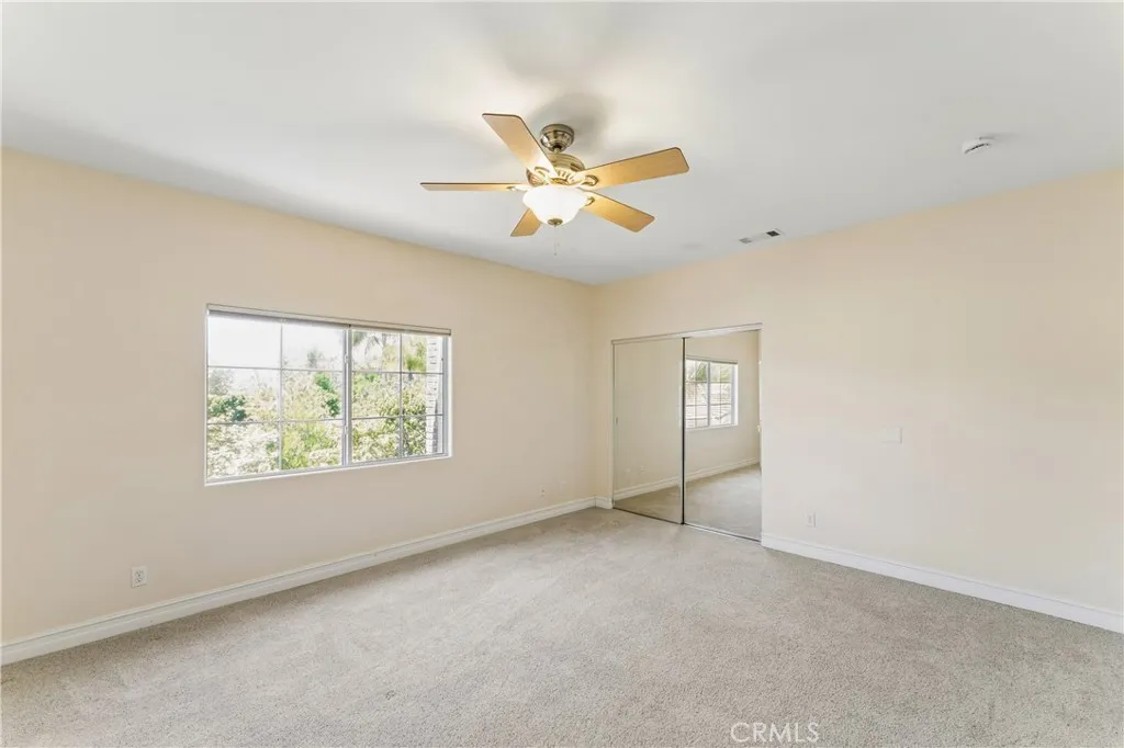 property viewer photo 27
