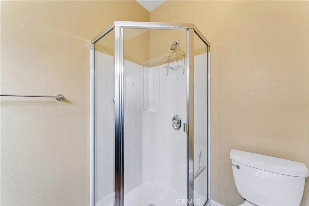 property viewer photo 31