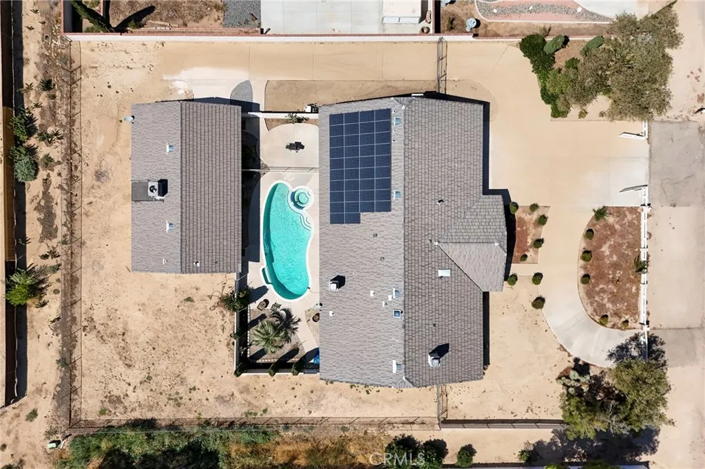 main property photo 45